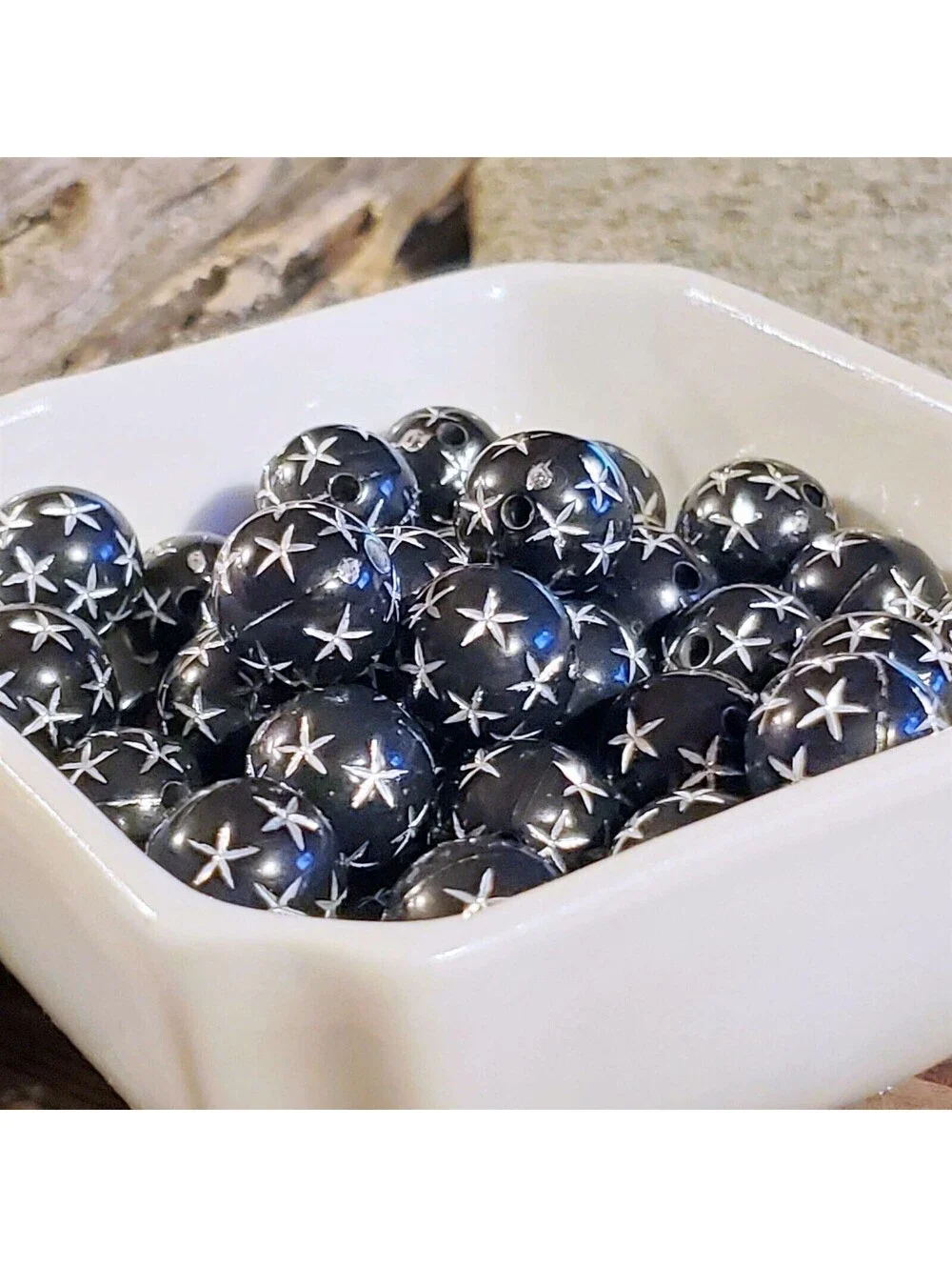 10 Vintage Retro Black Silver Stars 12mm Round Acrylic Shabby Chic Beads